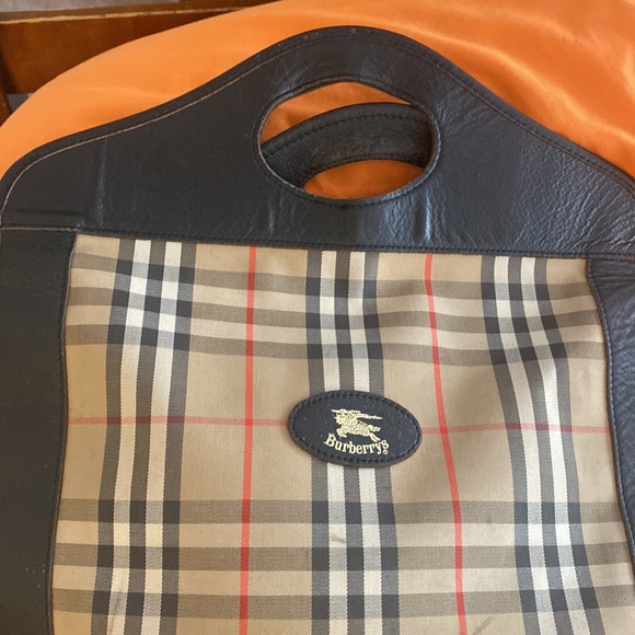 VINTAGE AUTHENTIC BURBERRY TOP HANDLE BAG - Picture 8 of 16